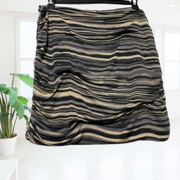 Free People Ruched Mini Skirt Size M | Zebra Stripe Bodycon Boho Chic - Picture 2 of 13